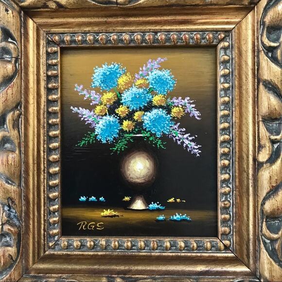 Blue Chrysanthemums Detailed Floral Painting with Vase by Roy Swanson - Picture 5 of 14